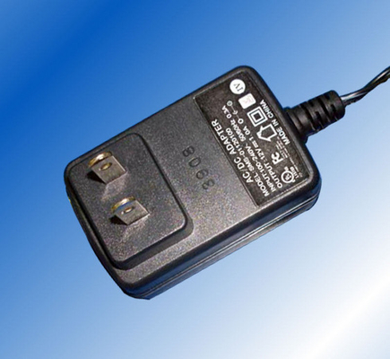 यूरोपीय नेटवर्क दीवार माउंट पावर एडाप्टर 12V डीसी 12W 1 ए EN61000 3-3