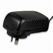 EN60950-1UL60950-1 साथ 5.7V 310mA .Universal एसी डीसी पावर एडाप्टर