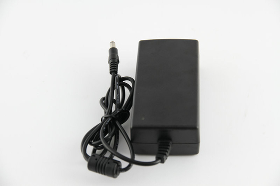 स्थिर 48W विनियमित स्विचिंग एसी डीसी पावर एडाप्टर 12V डीसी ईएमआई के साथ 50 हर्ट्ज फ़िल्टर