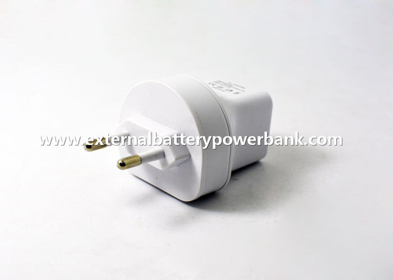 iPhone के लिए 220V यूनिवर्सल दोहरी यूएसबी पोर्ट्स दीवार चार्जर एडाप्टर यूरोपीय संघ प्लग