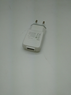 AC100 - 240V पोर्टेबल यूनिवर्सल यूएसबी चार्जर उच्च दक्षता सीसीसी प्लग
