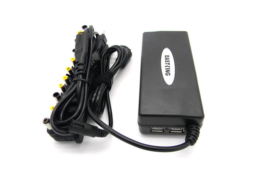 ब्रिटेन / अमेरिका 90W यूनिवर्सल लैपटॉप पावर एडाप्टर स्वत: 5V 2.1A USB एलईडी के साथ