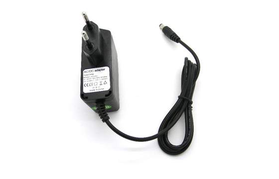 12V 500mA दीवार माउंट पावर एडाप्टर