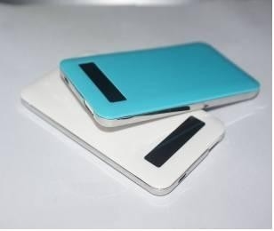लाल नीली गुलाबी सफेद ग्रीन 5V मोबाइल बिजली की आपूर्ति, 4000mAh पावर बैंक