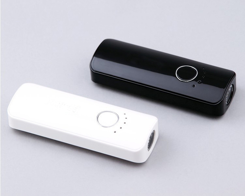 पोर्टेबल 5 वाल्ट मोबाइल पावर OEM के साथ आपूर्ति काले 5200mAh