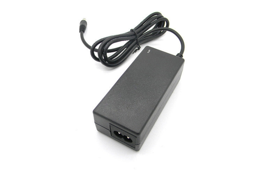 एसी वोल्ट डीसी पावर एडाप्टर डेस्कटॉप 36W 12V ब्रिटेन प्लग करने के लिए एलसीडी टीवी के लिए खत्म