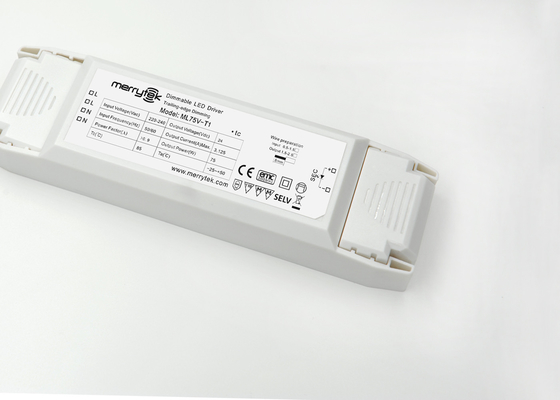 75 वाट लगातार वोल्टेज Dimmable एलईडी चालक 24V IP20 सीई 30000h लाइफ टाइम