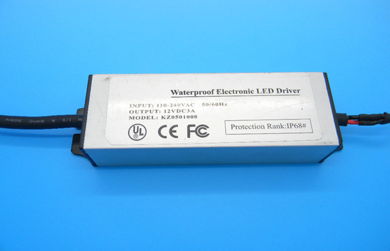IP68 एलईडी ट्यूब, शॉर्ट सर्किट निविड़ अंधकार चालक 12 वी 3 ए 36W AC100-240V एलईडी