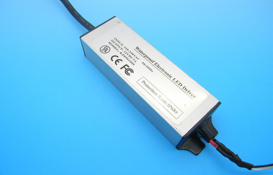 IP68 एलईडी ट्यूब, शॉर्ट सर्किट निविड़ अंधकार चालक 12 वी 3 ए 36W AC100-240V एलईडी