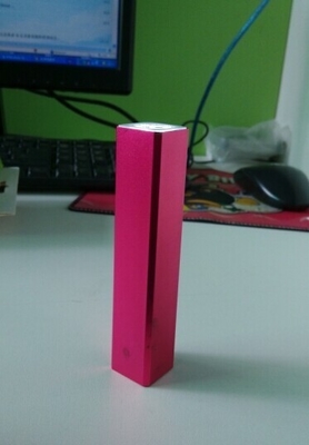 3200mAh बैंगनी आयत आकार पोर्टेबल यूएसबी पावर पैक नोटबुक के लिए