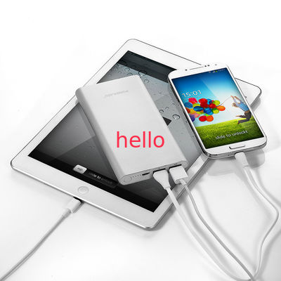 यूनिवर्सल 10000mAh पोर्टेबल सेलफोन पावर बैंक लिथियम पॉलिमर सेल तेजी से चार्ज